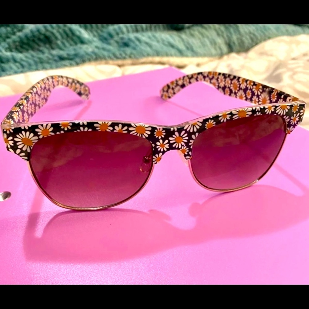 Daisy Sunglasses